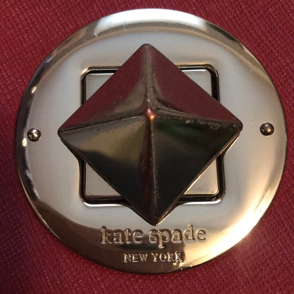 KATE SPADE 🍓 - Picture 2 of 6